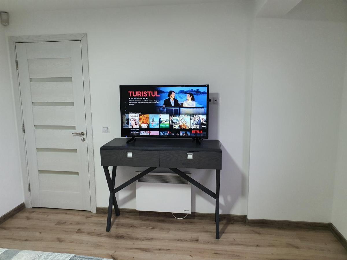 Casa Elis Piscina, Jacuzzy , Sauna, Ciubar Merei Bagian luar foto