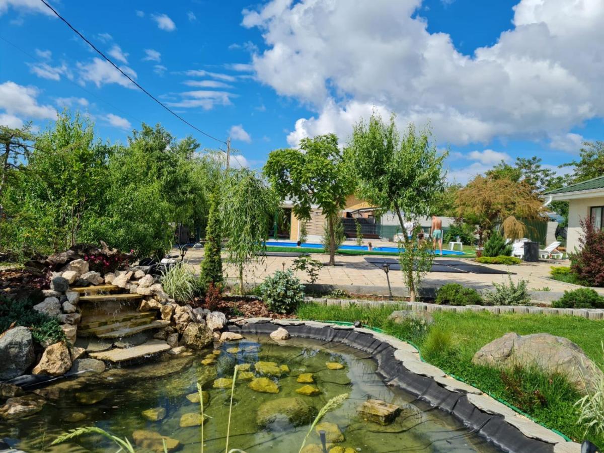 Casa Elis Piscina, Jacuzzy , Sauna, Ciubar Merei Bagian luar foto
